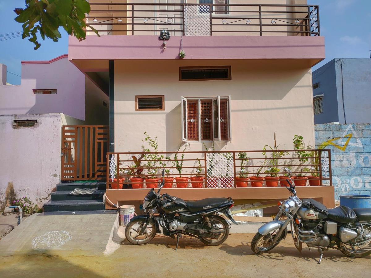 Vijayanagara Home Stay Hampi Εξωτερικό φωτογραφία