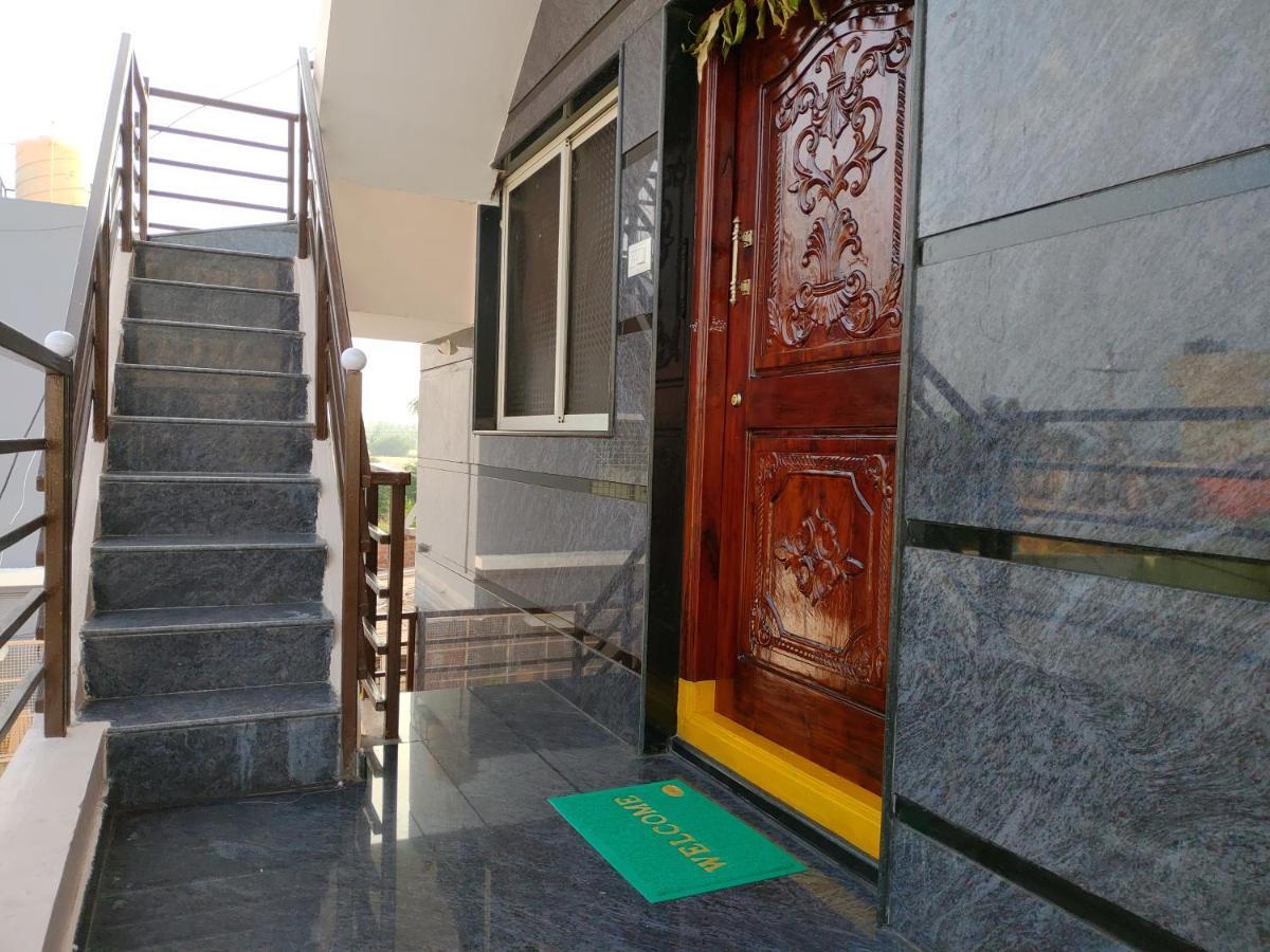 Vijayanagara Home Stay Hampi Εξωτερικό φωτογραφία