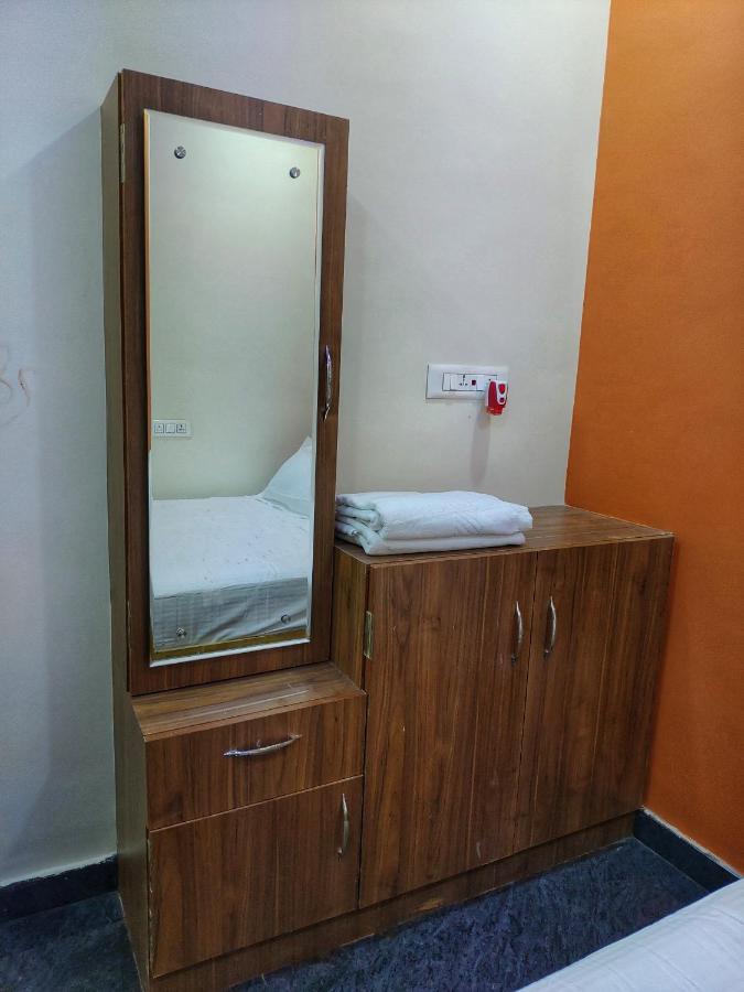 Vijayanagara Home Stay Hampi Εξωτερικό φωτογραφία
